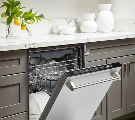 الخط الساخن وايت بوينت