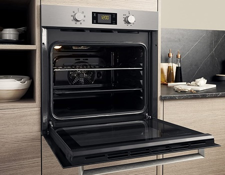 خدمة عملاء وايت بوينت